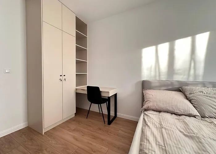 Kaskady Modern Apartment - Close To The Center